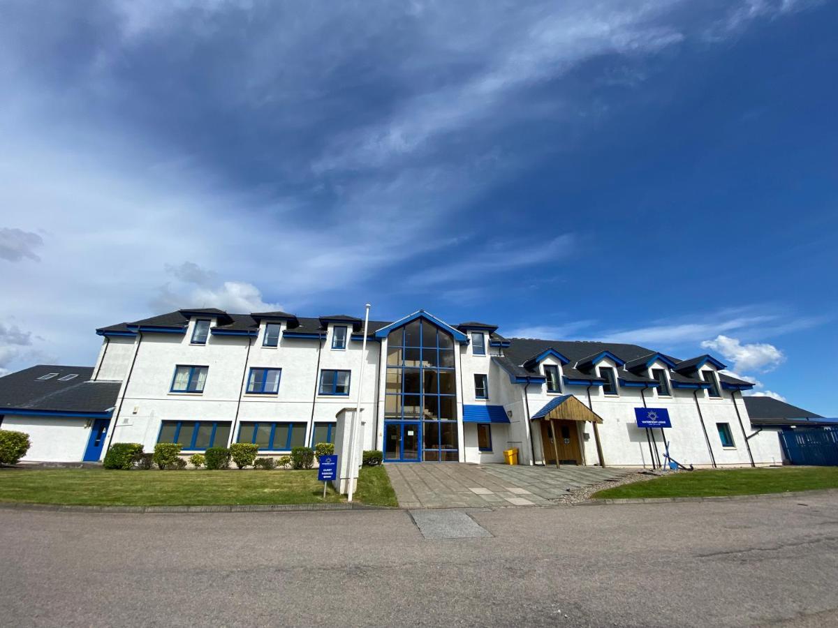 Waterfront Lodge - Accommodation Only Fort William Exterior photo