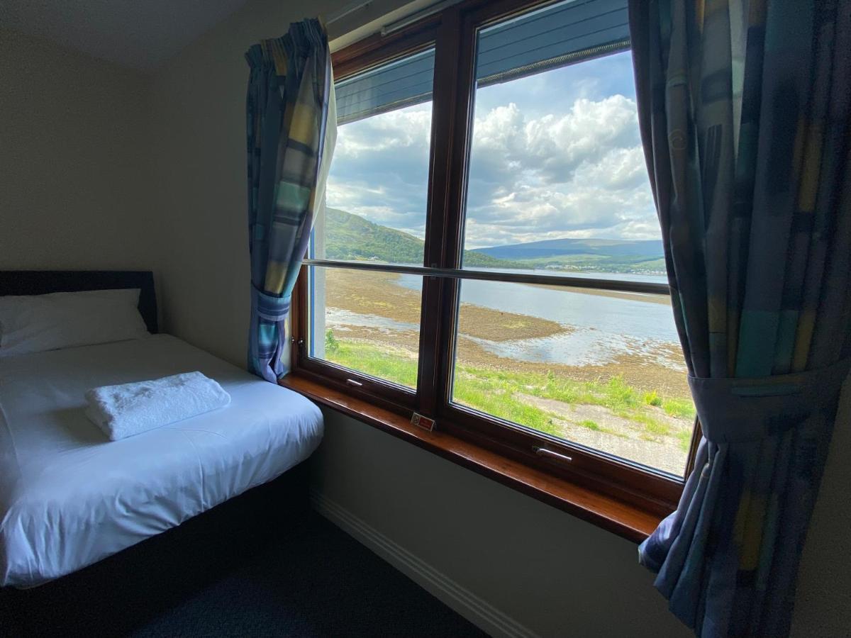 Waterfront Lodge - Accommodation Only Fort William Exterior photo
