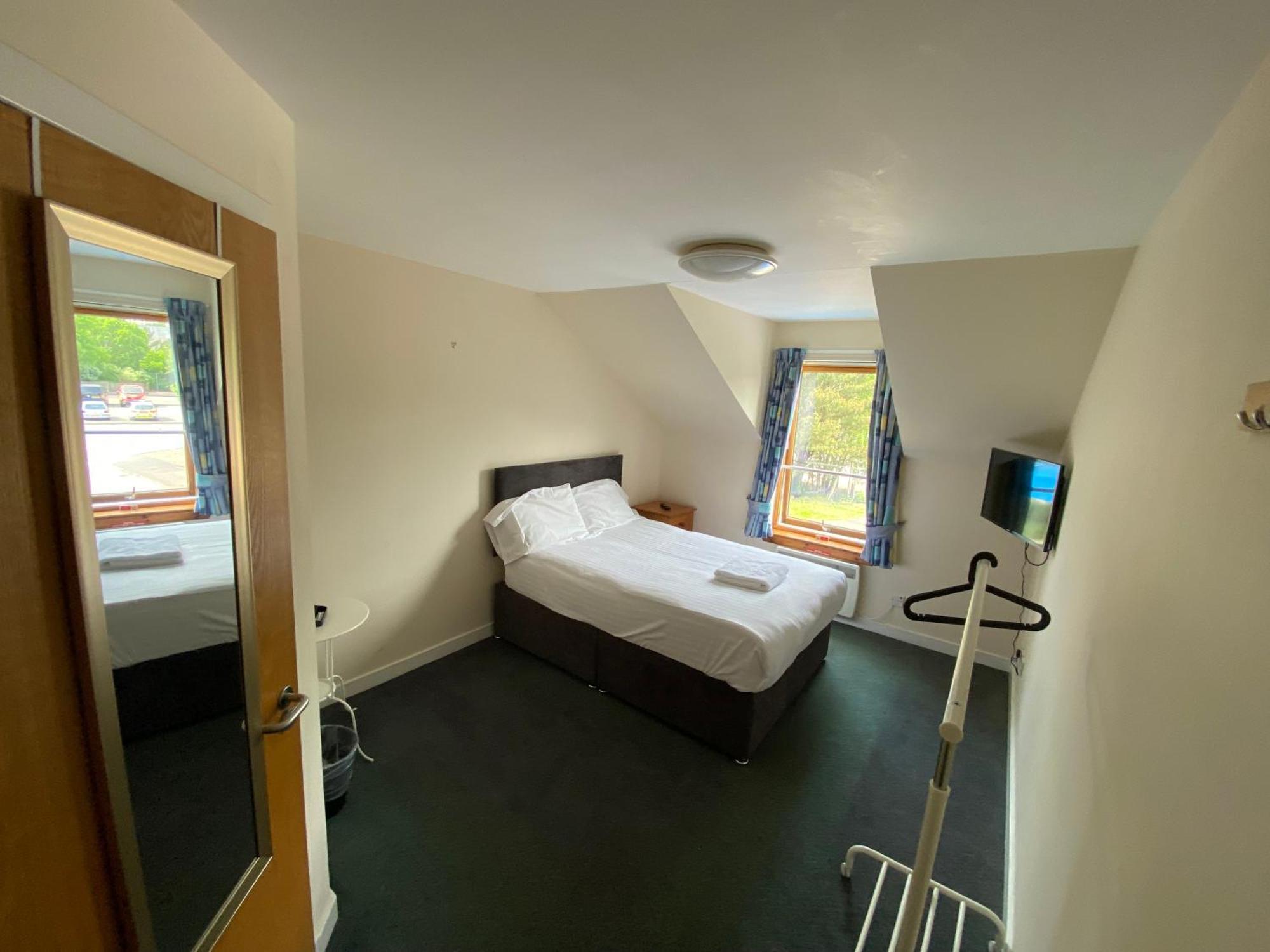 Waterfront Lodge - Accommodation Only Fort William Room photo