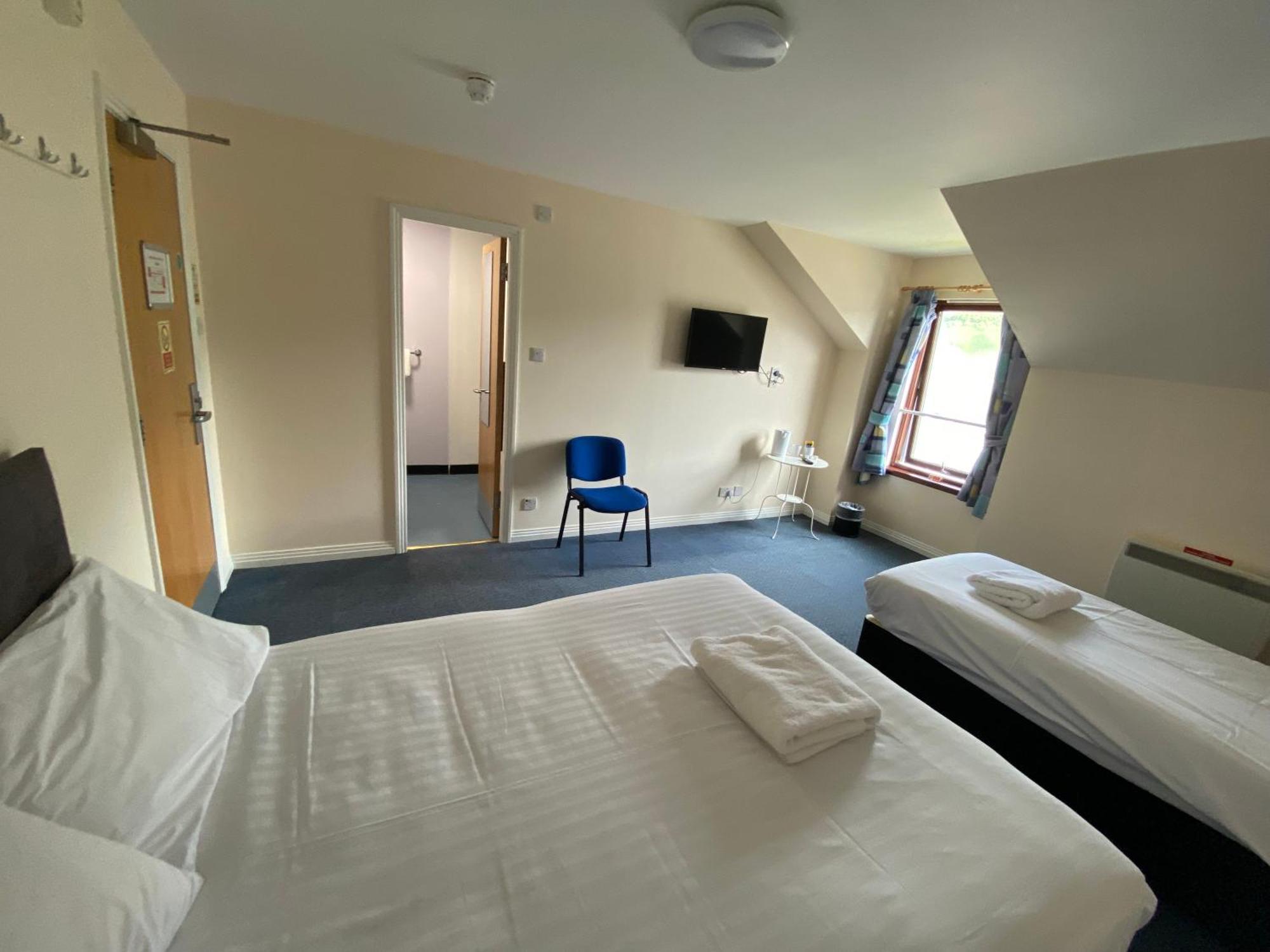 Waterfront Lodge - Accommodation Only Fort William Room photo