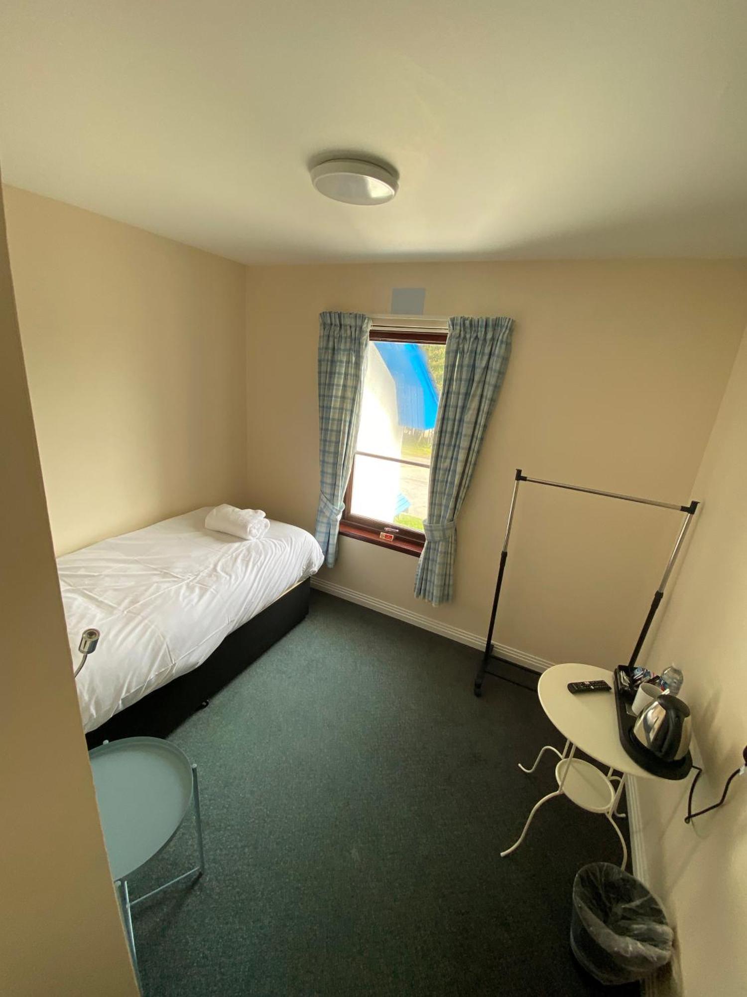 Waterfront Lodge - Accommodation Only Fort William Room photo