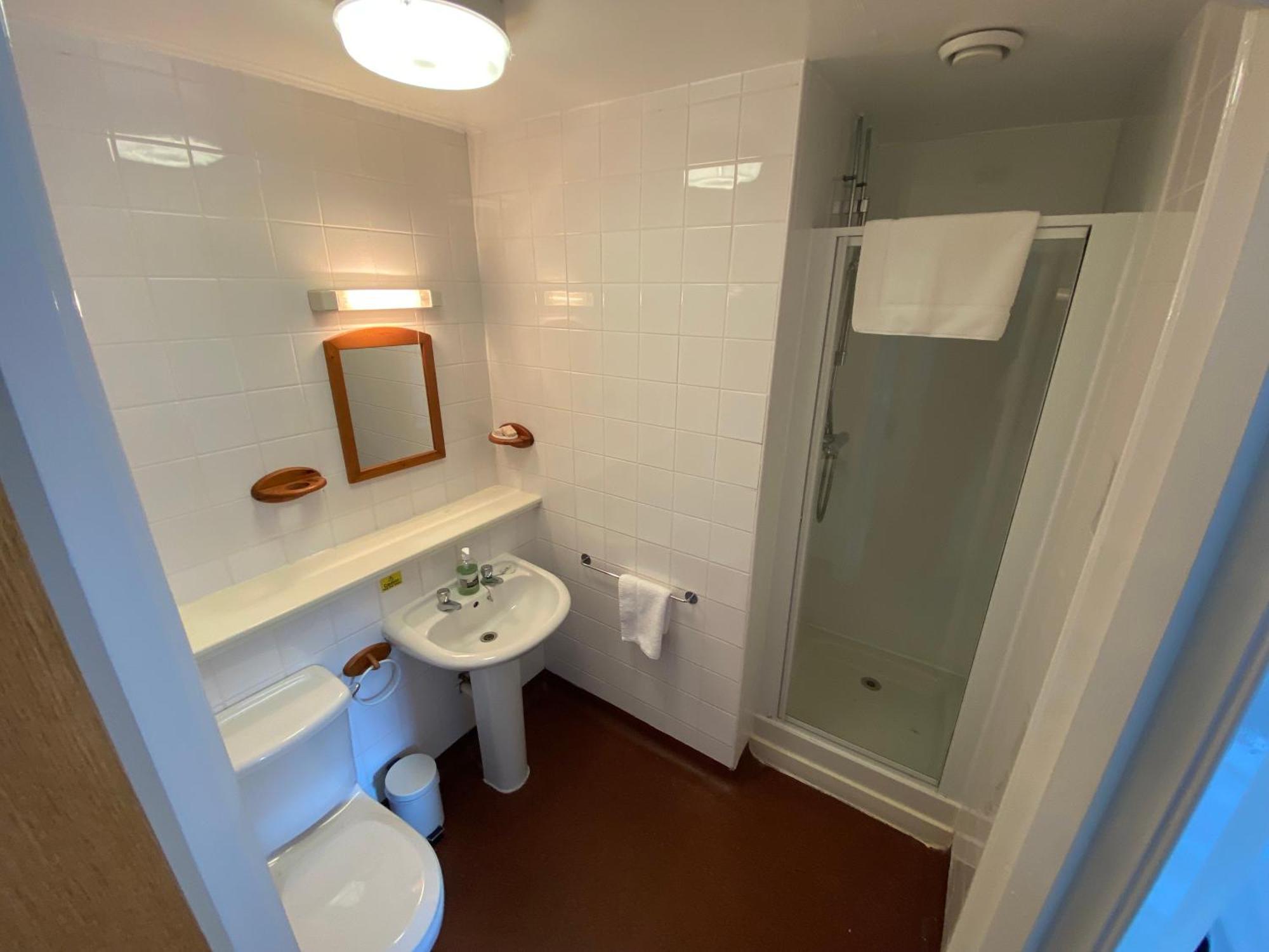 Waterfront Lodge - Accommodation Only Fort William Room photo