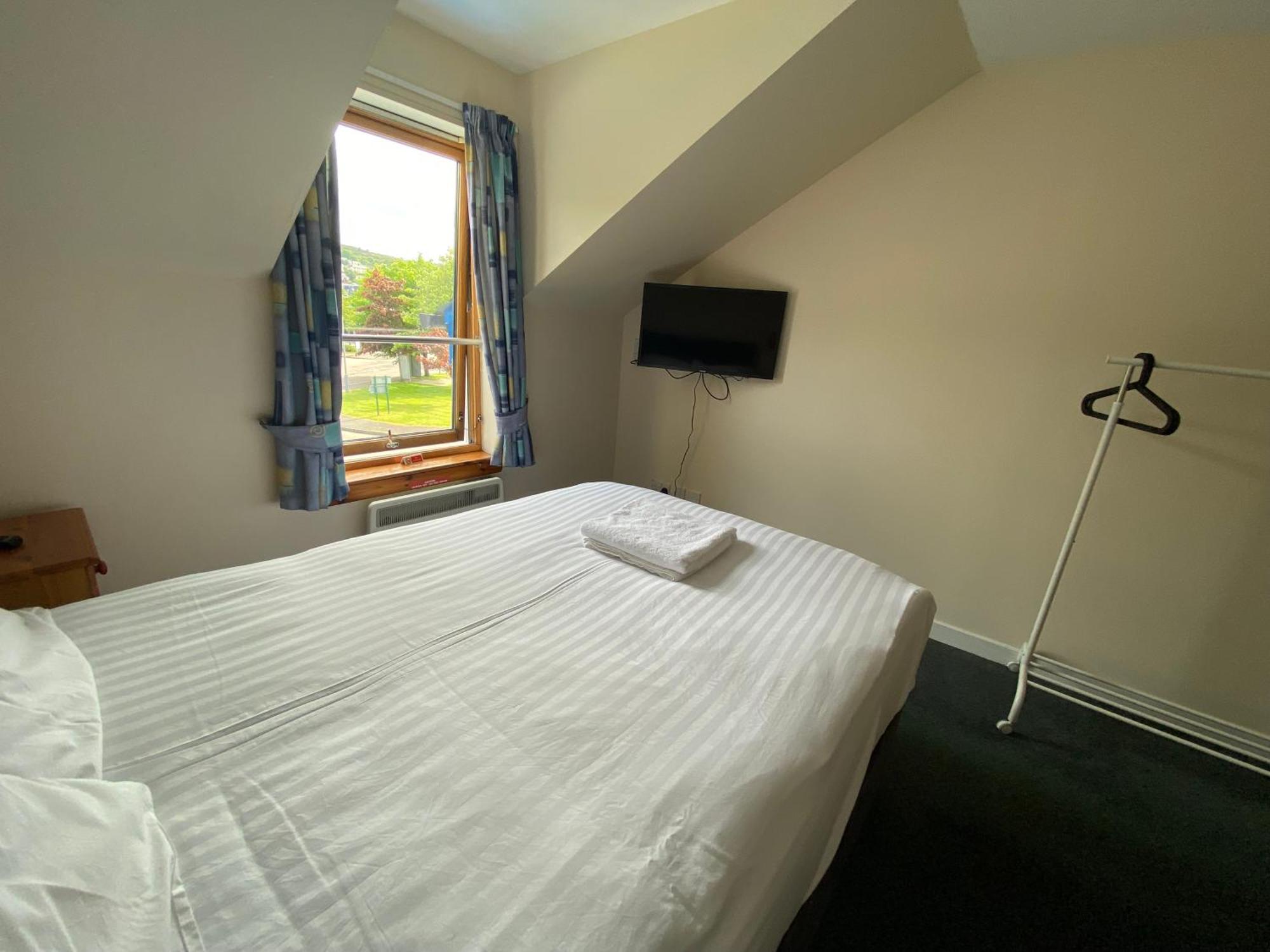 Waterfront Lodge - Accommodation Only Fort William Room photo