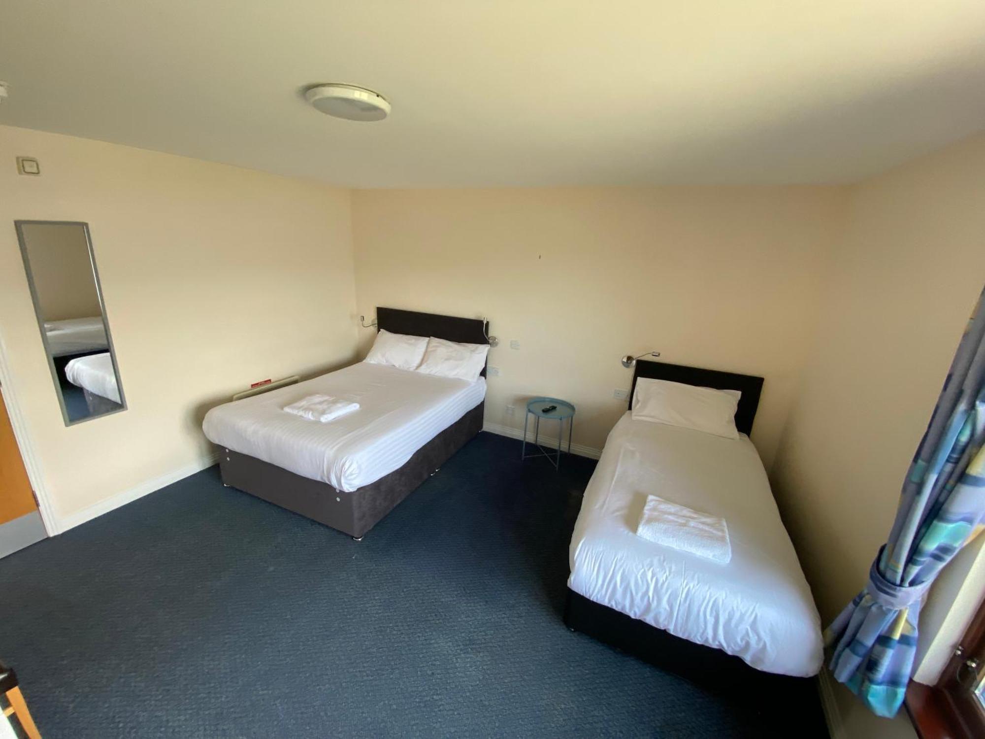 Waterfront Lodge - Accommodation Only Fort William Room photo