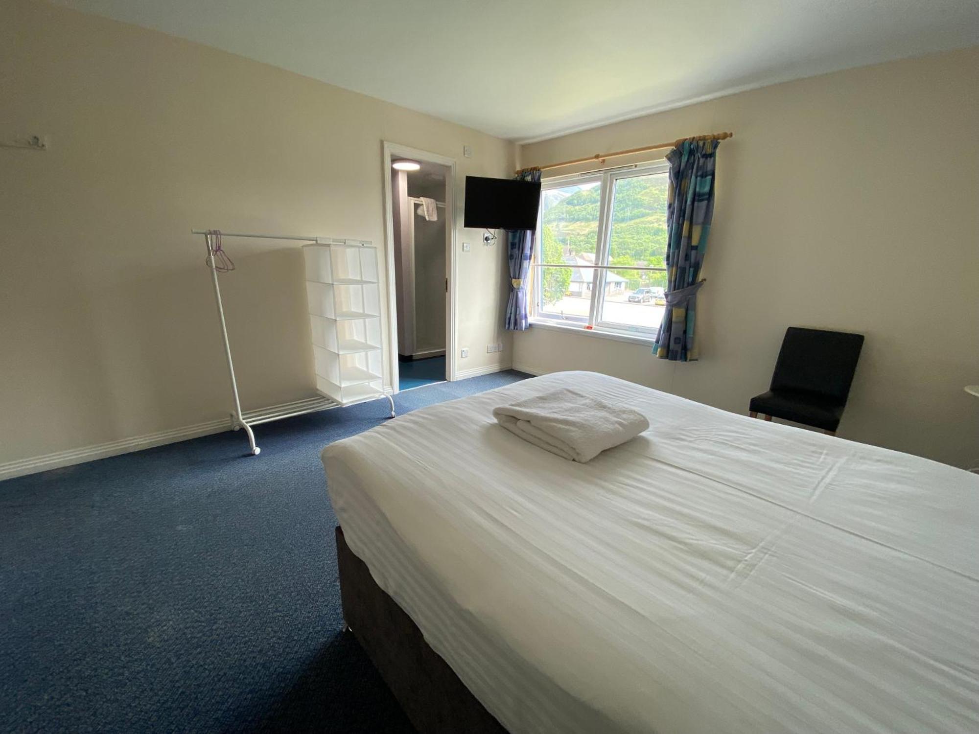Waterfront Lodge - Accommodation Only Fort William Room photo